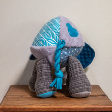 Load image into Gallery viewer, Elephant - Medium