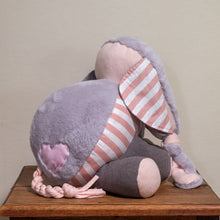 Load image into Gallery viewer, Elephant - Medium