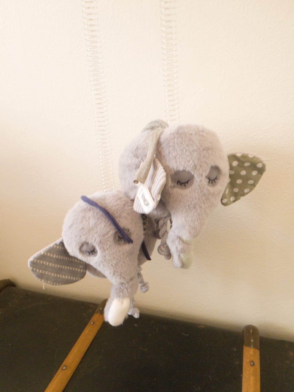 Elephant Jiggly Joe (spring)